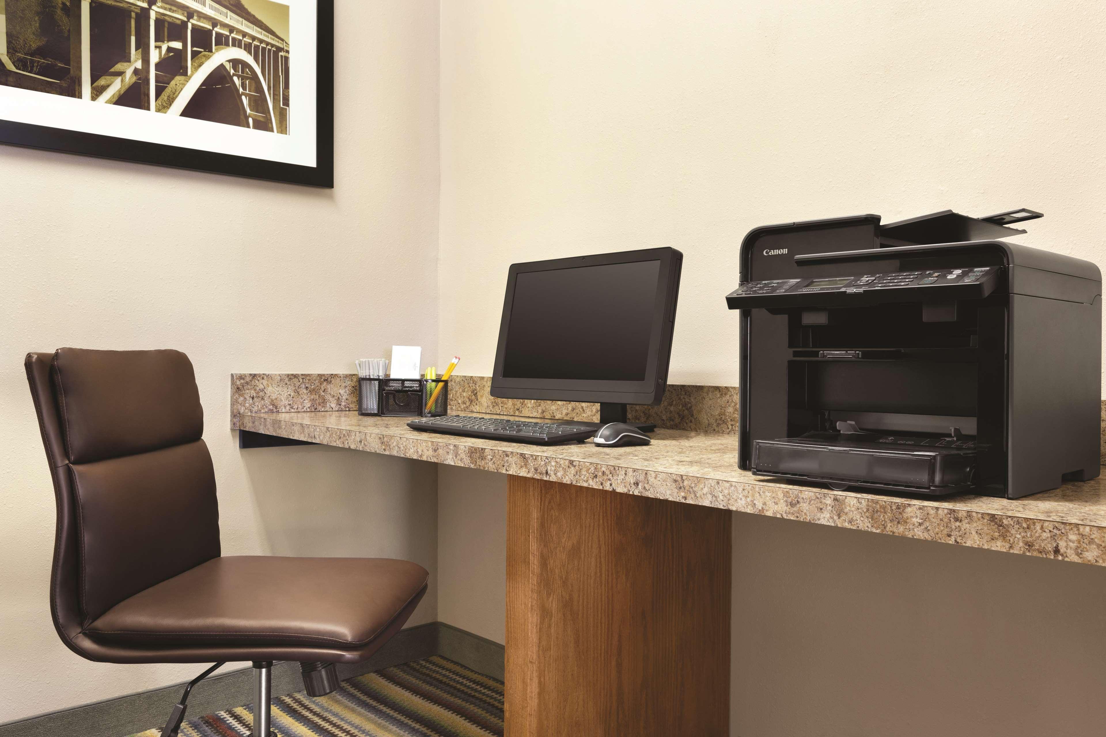 Country Inn & Suites By Radisson, Wytheville, Va מראה חיצוני תמונה